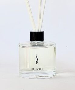 Clear Reed Diffuser with Black Collar & white reeds